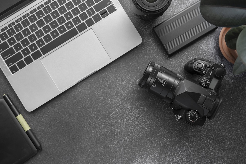 AI Connectivity In Photography Equipment